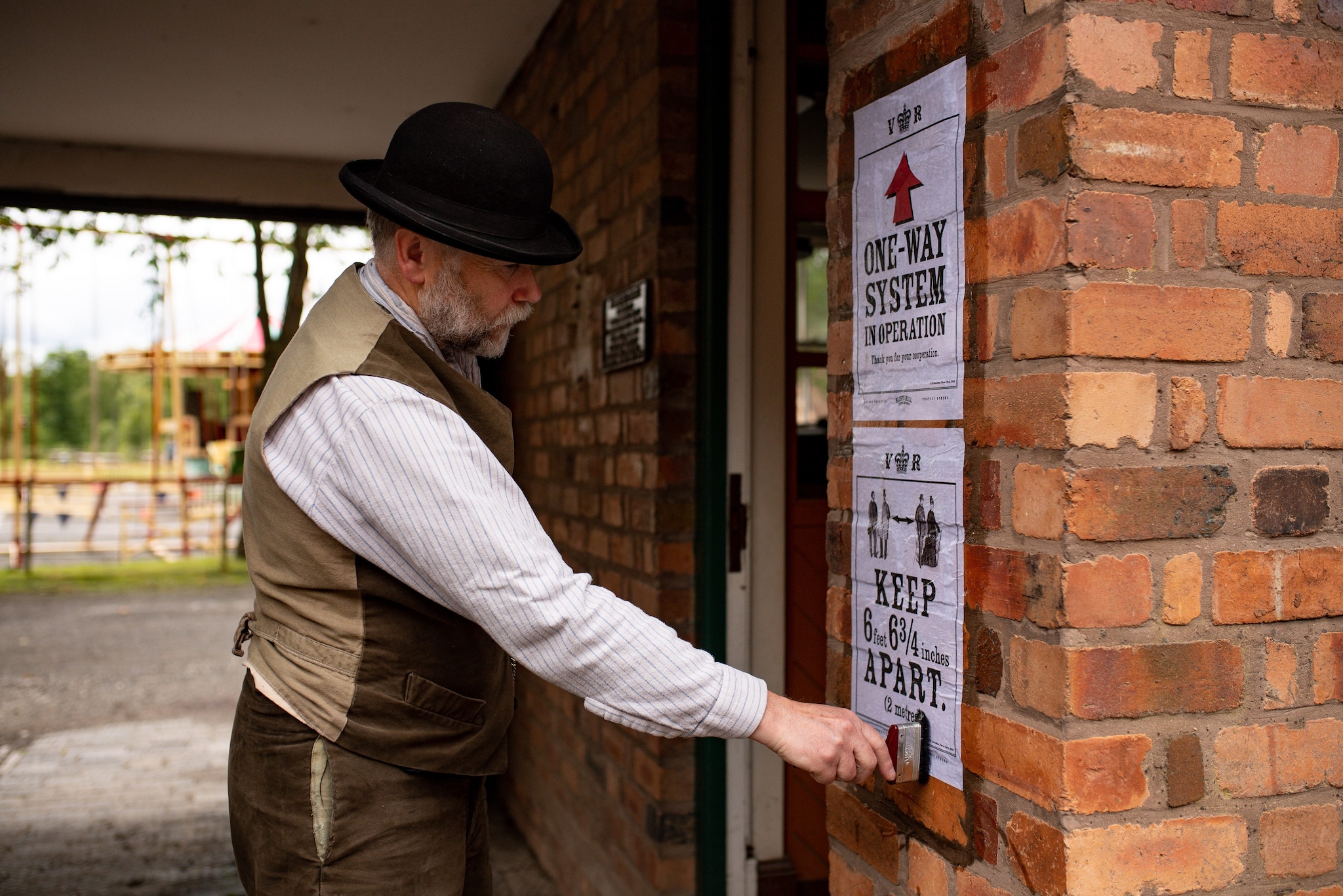 Uno degli artigiani di Blists Hill Victorian Town