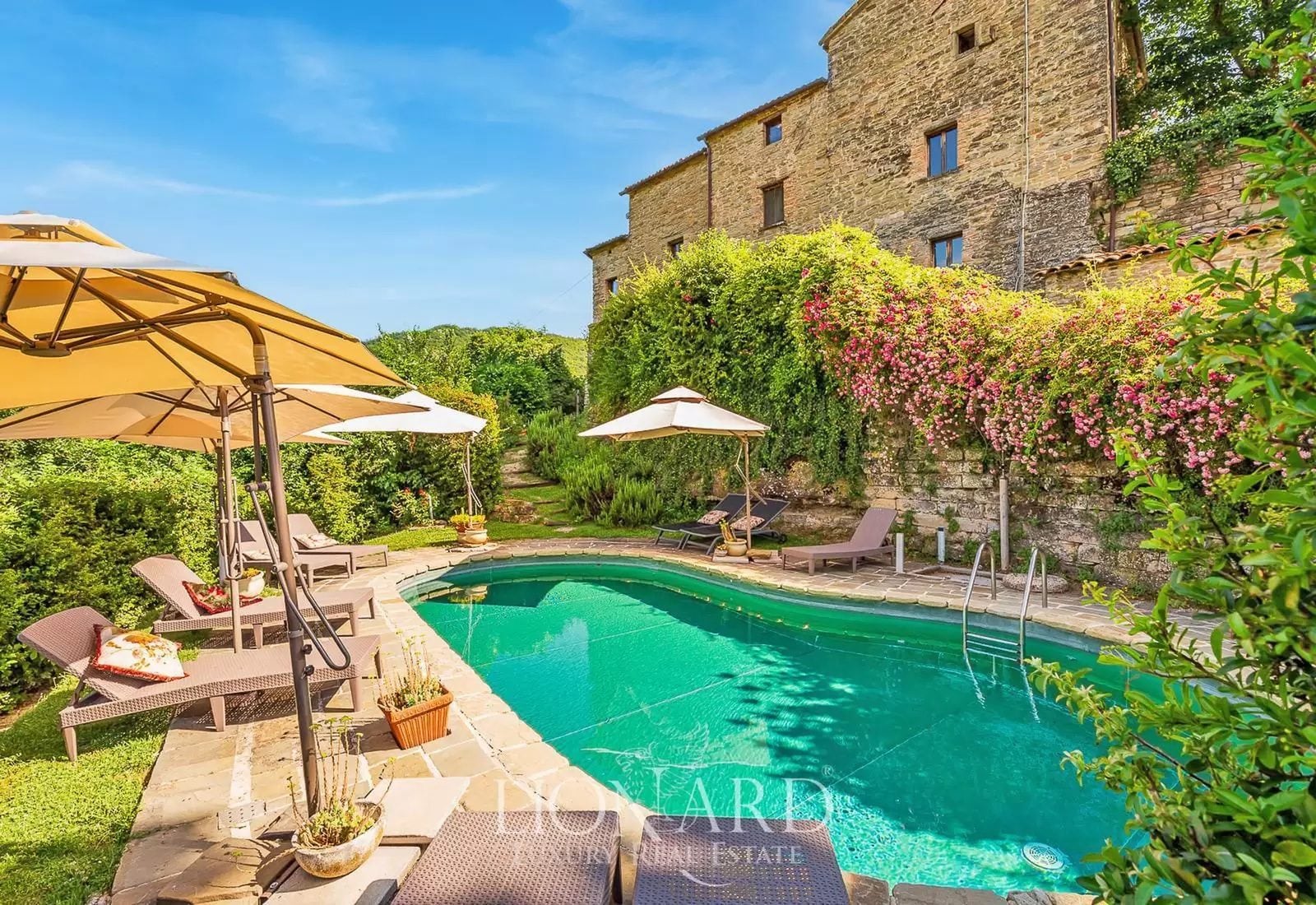 Lionard Luxury Estate