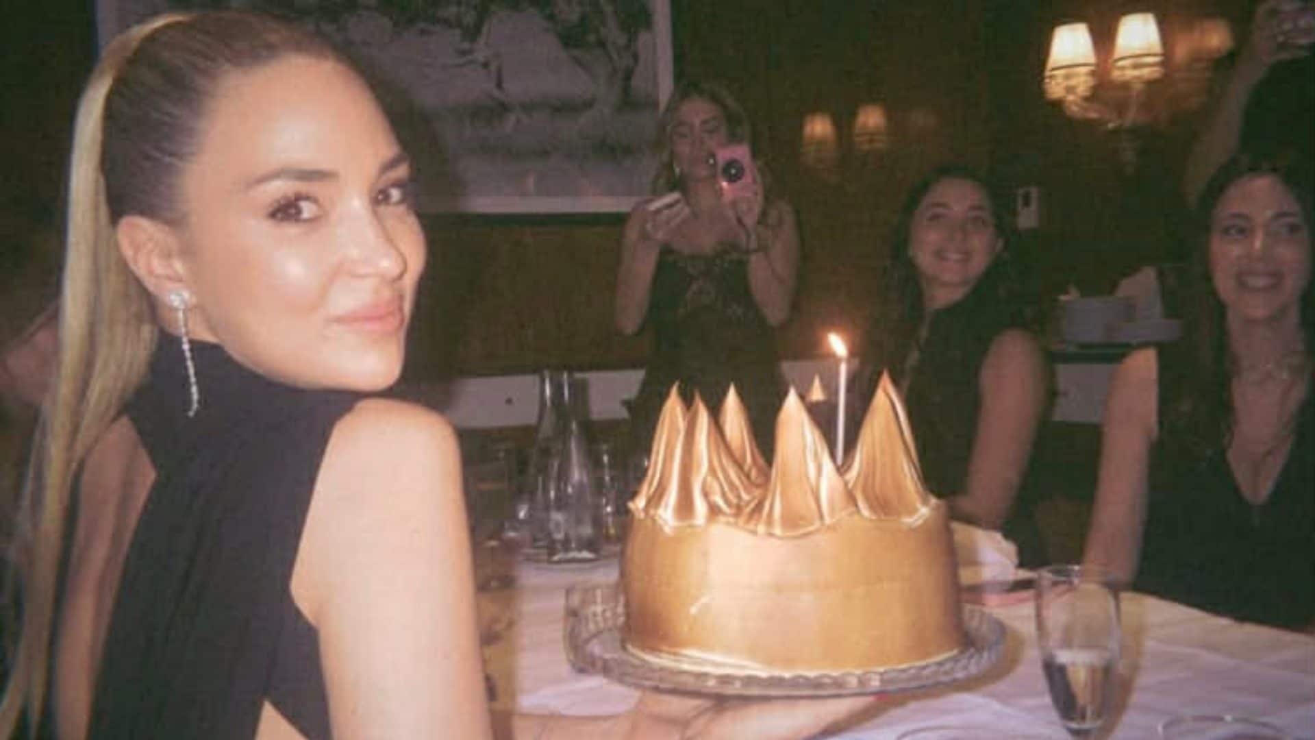 Quanto costa la torta con le meringhe a forma di fiamme che Alice Campello ha voluto per il compleanno