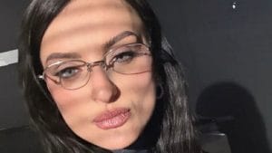 Arisa con gli occhi azzurri si prepara a Canzonissima