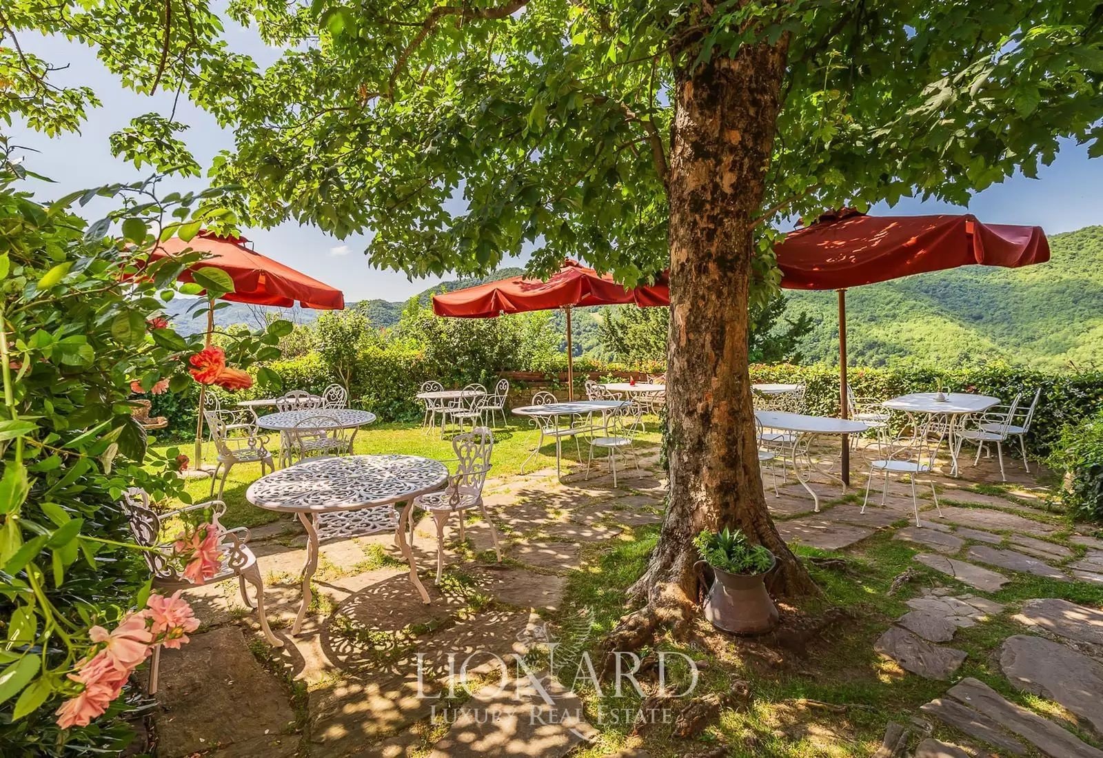 Lionard Luxury Estate