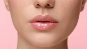 Come fare per avere le ballet slipper lips, le labbra virali su TikTok