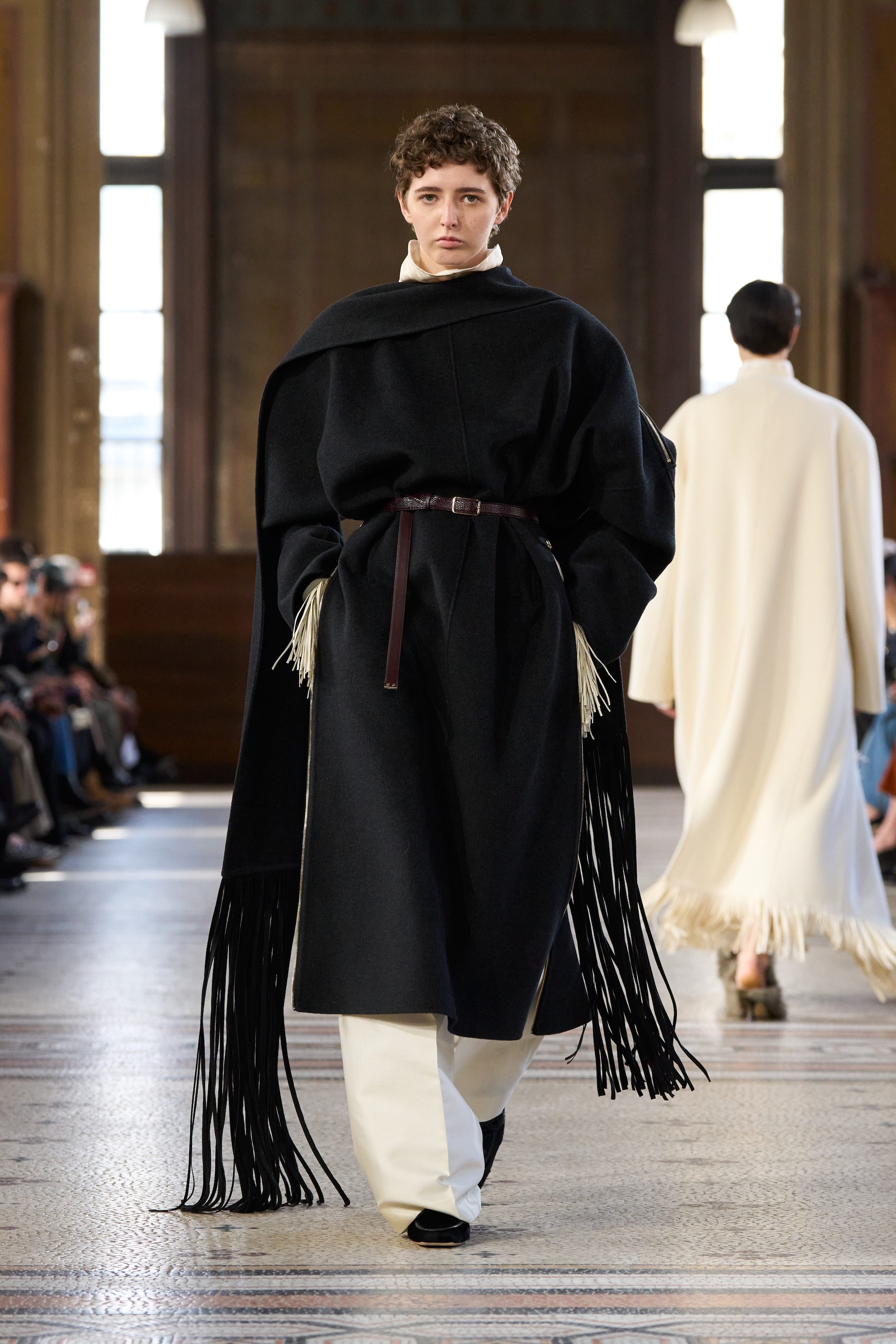 Un look della sfilata Autunno/Inverno 2026–2027 di Carven