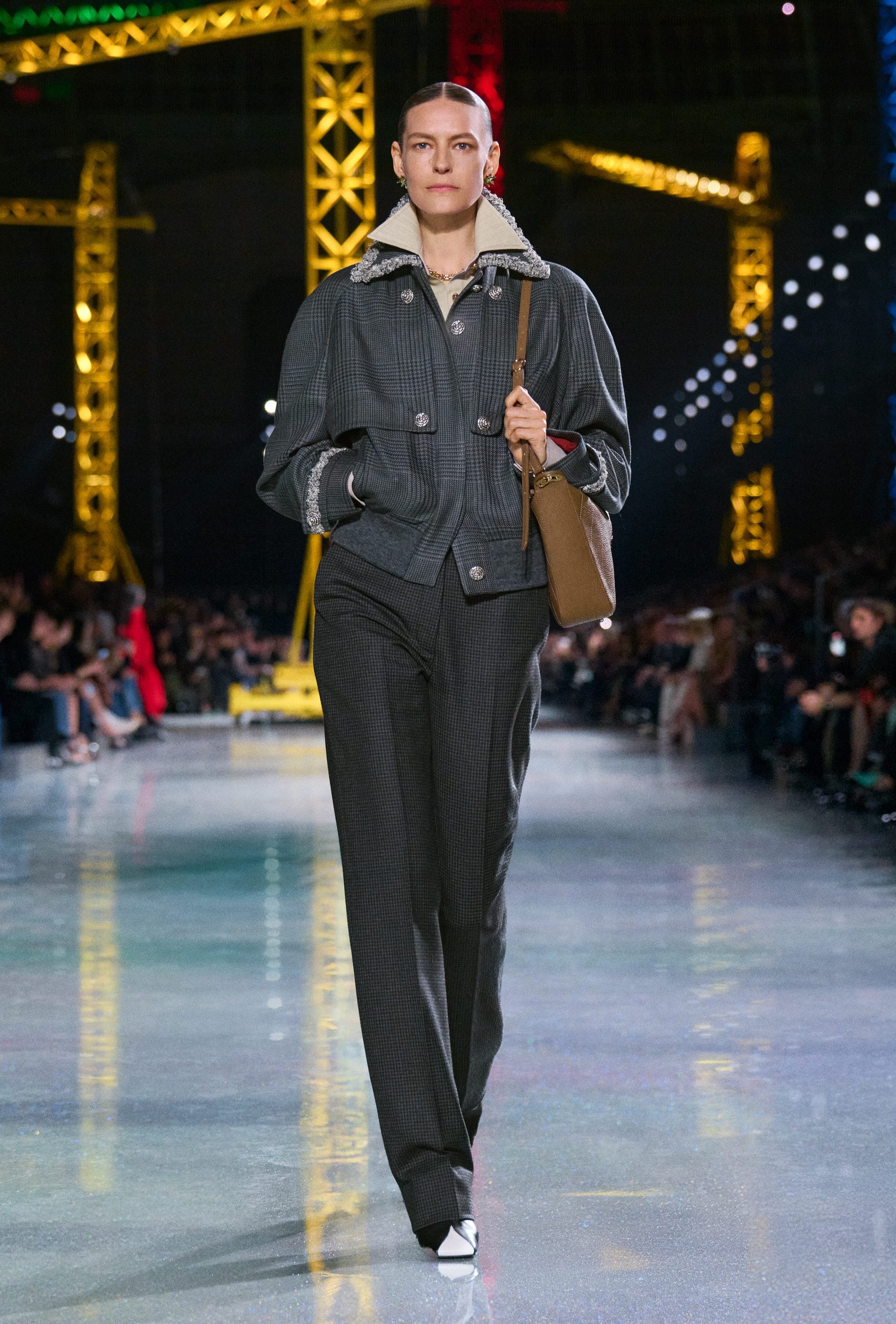 I mannish look sulla passerella Autunno/Inverno 2026–2027 di Chanel