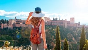 Classifica 2026 dei Paesi più sicuri per le donne: Estonia e Austria tra le 5 mete consigliate