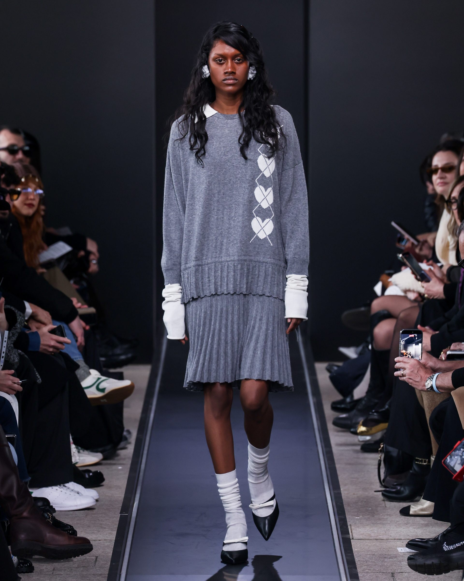 Un look dalla sfilata Autunno/Inverno 2026–2027 di Marco Rambaldi