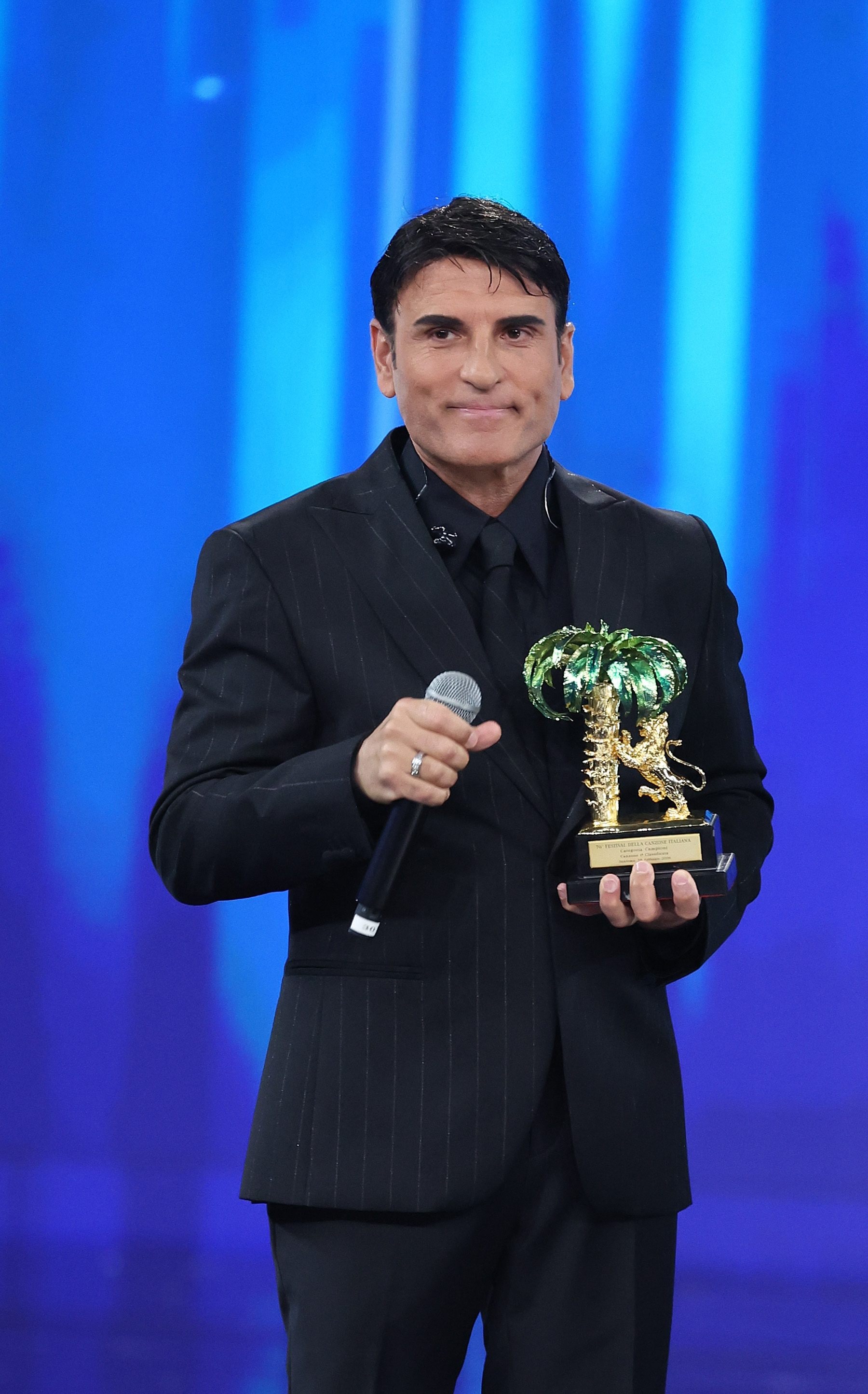 Il vincitore Sal Da Vinci a Sanremo Top