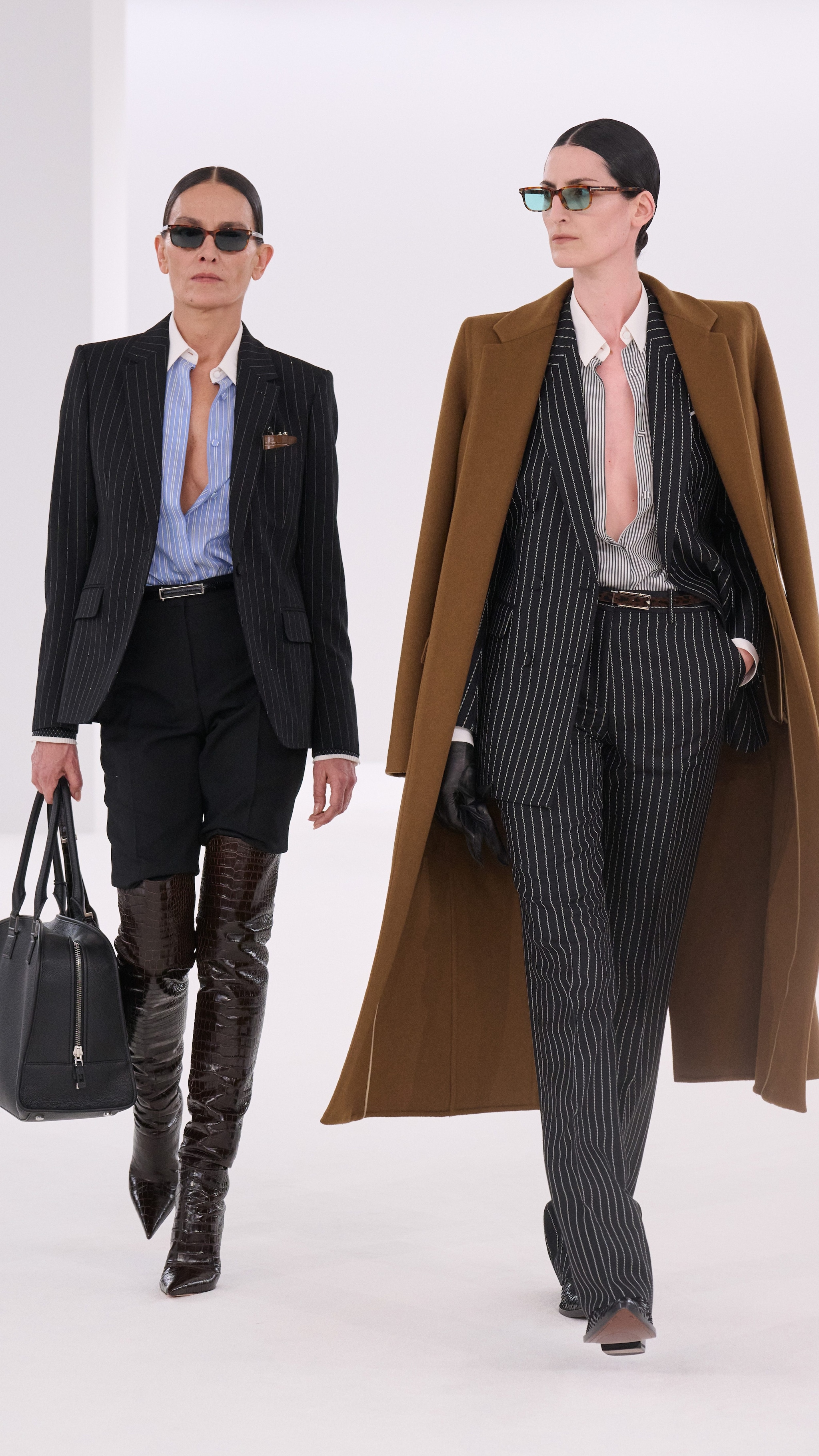 Un look della sfilata Autunno/Inverno 2026–2027 di Tom Ford