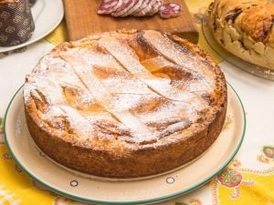 Cosa si mangia a Pasqua in Italia: dalla pastiera ai pardulas, tutti i piatti della tradizione