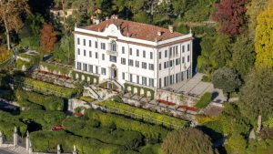 Riapre Villa Carlotta: dal 20 marzo sarà possibile visitare i giardini incantati sul Lago di Como