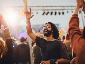 Welness party: la mania del momento è ballare dopo l’allenamento del mattino senza bere alcol