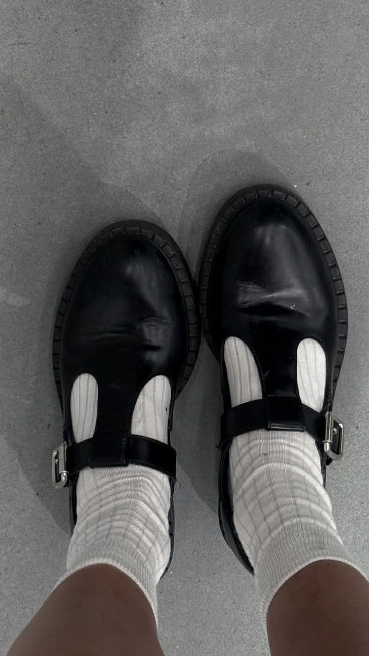 Le scarpe con l’occhiello di Belén