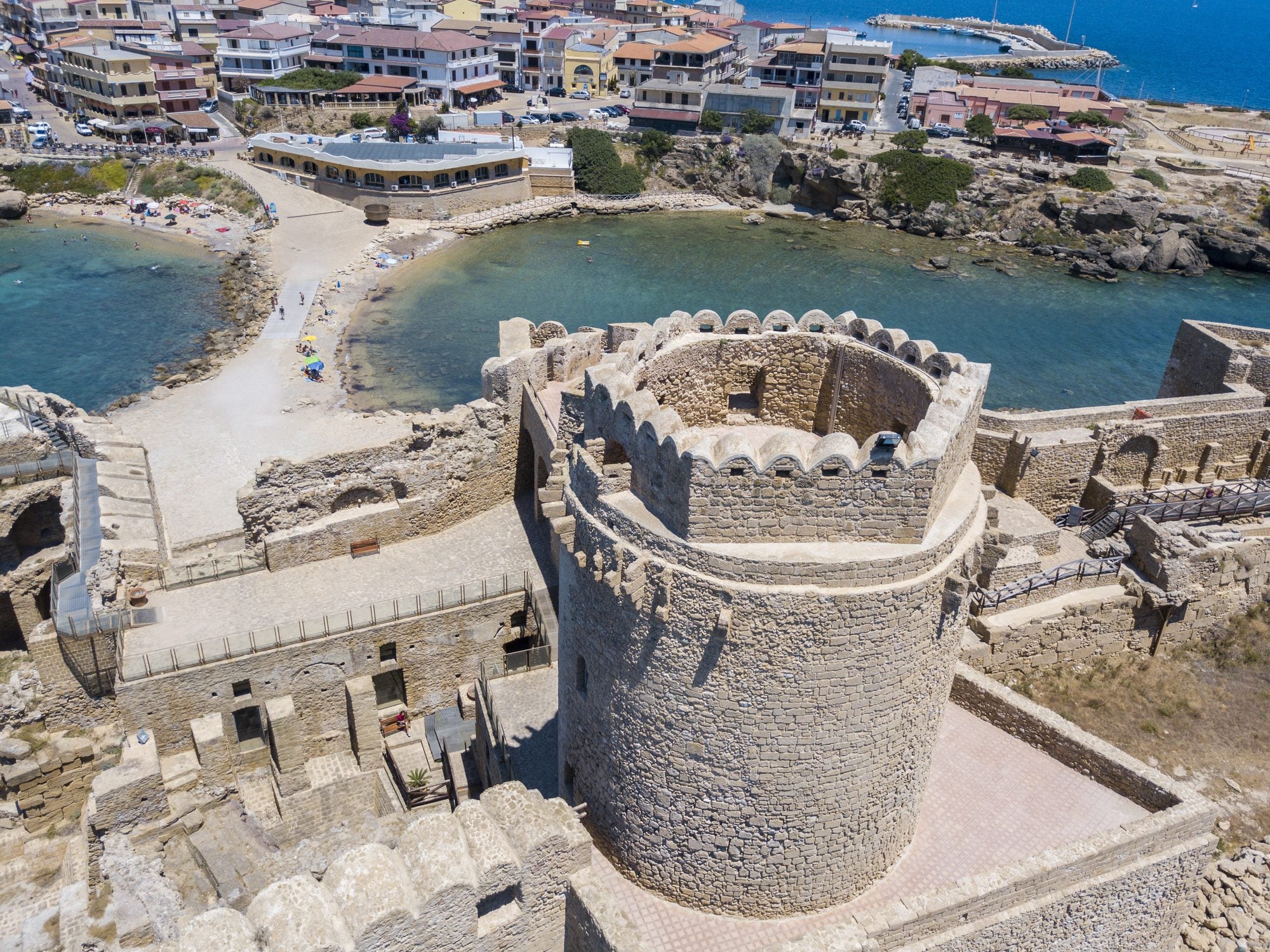 Il castello aragonese di Isola di Capo Rizzuto