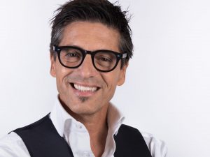 Lidi in spiaggia cosa possono proibire, Massimiliano Dona: “Sì a cibo e bevande, bagno solo per clienti”