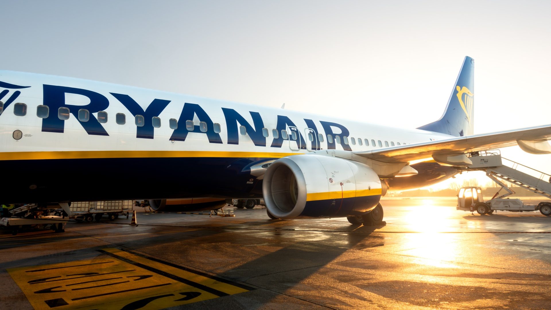 Ryanair, chiude la sede di Berlino per le tasse aeroportuali troppo alte: cosa cambia per i voli