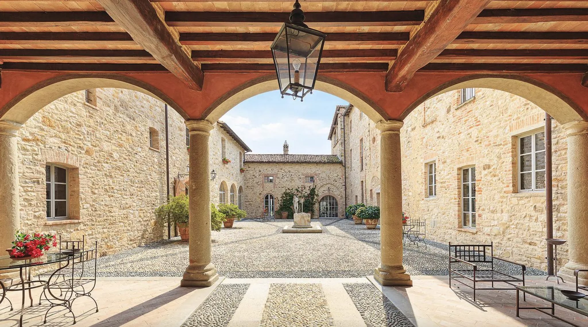 Lionard Luxury Estate