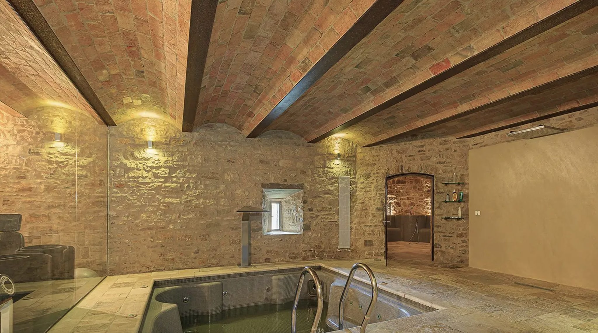 Lionard Luxury Estate