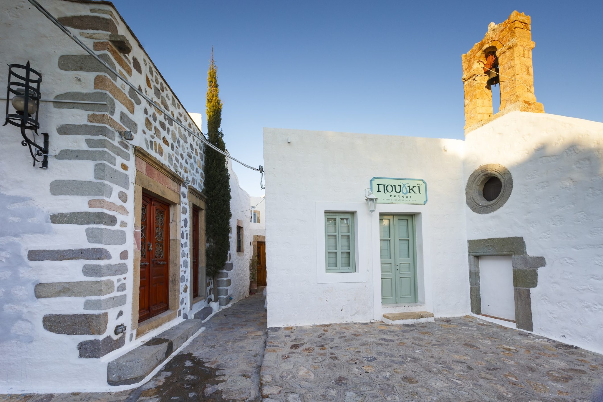 Tra i vicoli bianchi di Patmos