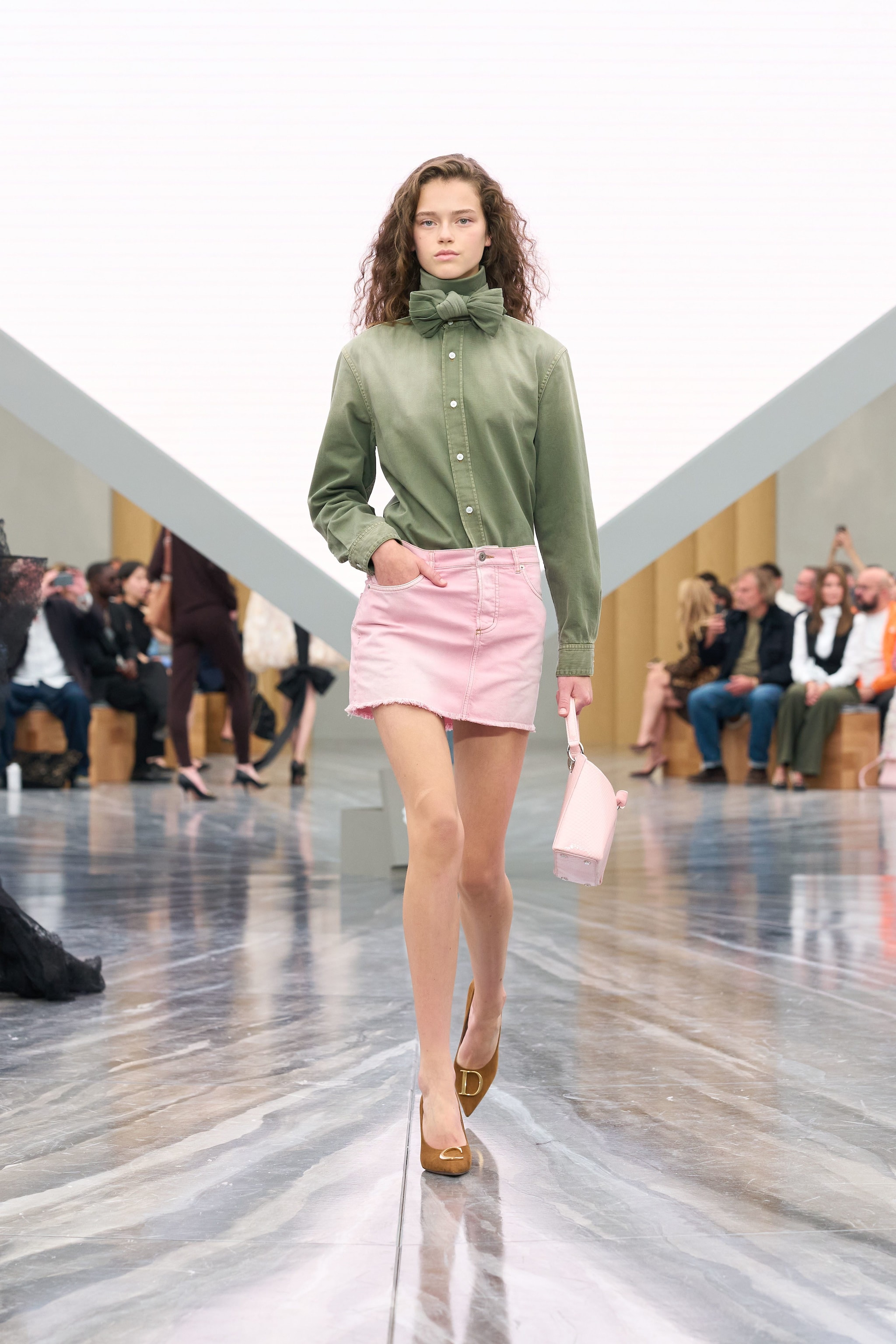 Un look dalla sfilata Primavera/Estate 2026 di Dior