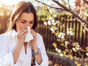 Allergie primaverili, il medico Schroeder: “Le sigarette elettroniche facilitano ingresso allergeni e infiammano”