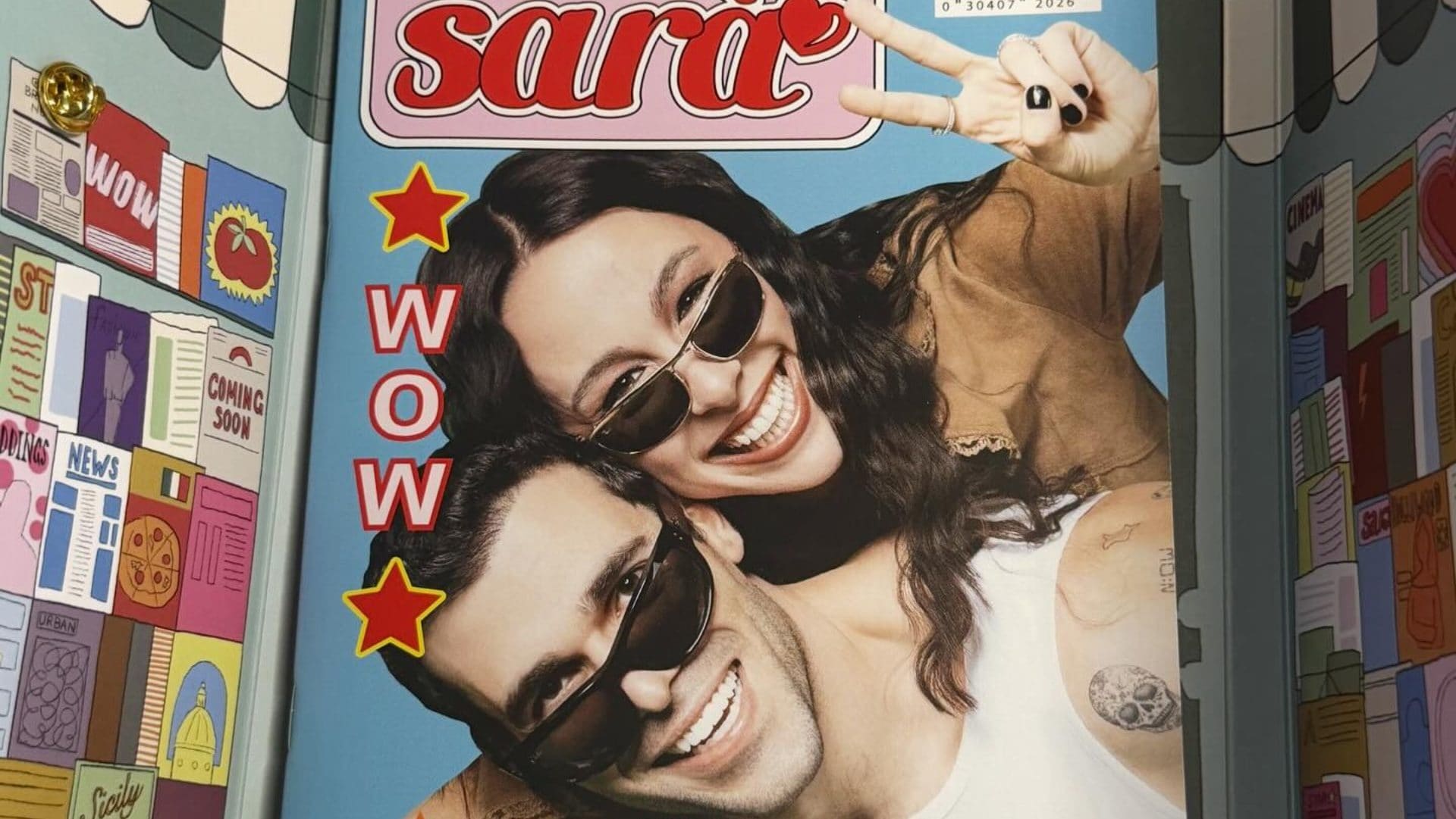 L'invito al matrimonio di Aurora Ramazzotti è un Cioè anni '90 con adesivi e poster di lei e Goffredo