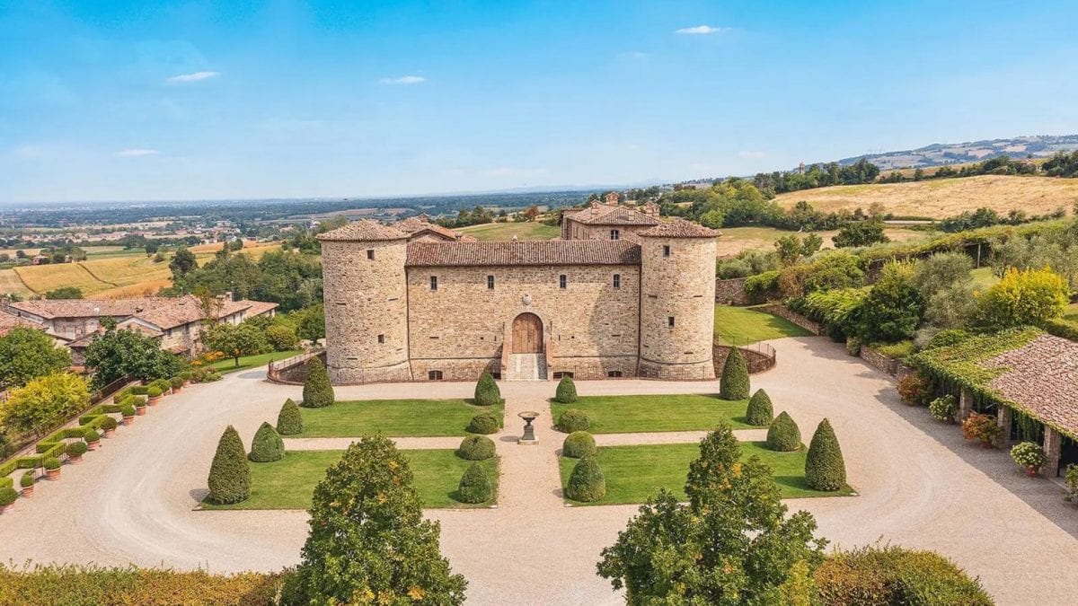 Lionard Luxury Estate