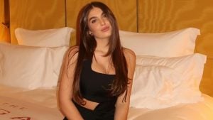 Cos'è il body contouring, il trattamento per assottigliare il punto vita provato da Chanel Totti