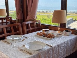 A Pasqua e Pasquetta 2026 si potrà fare colazione su un treno storico: dove provare l’esperienza