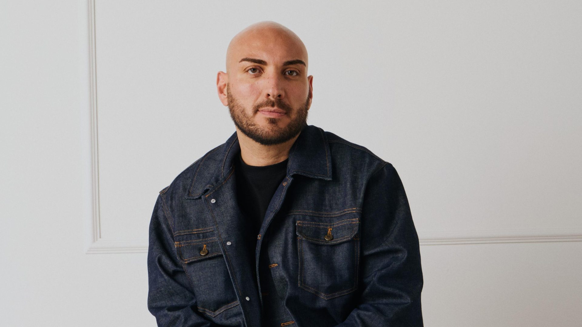 Mattia Berveglieri, come non farsi fregare dalle etichette dei vestiti: "La gente non guarda come spende e cosa mette addosso"