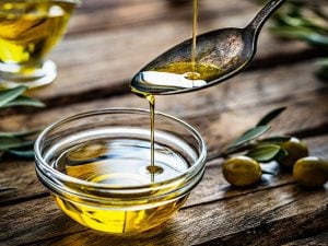 Guida ai migliori oli extravergini d’Italia 2026: la classifica di Slow Food