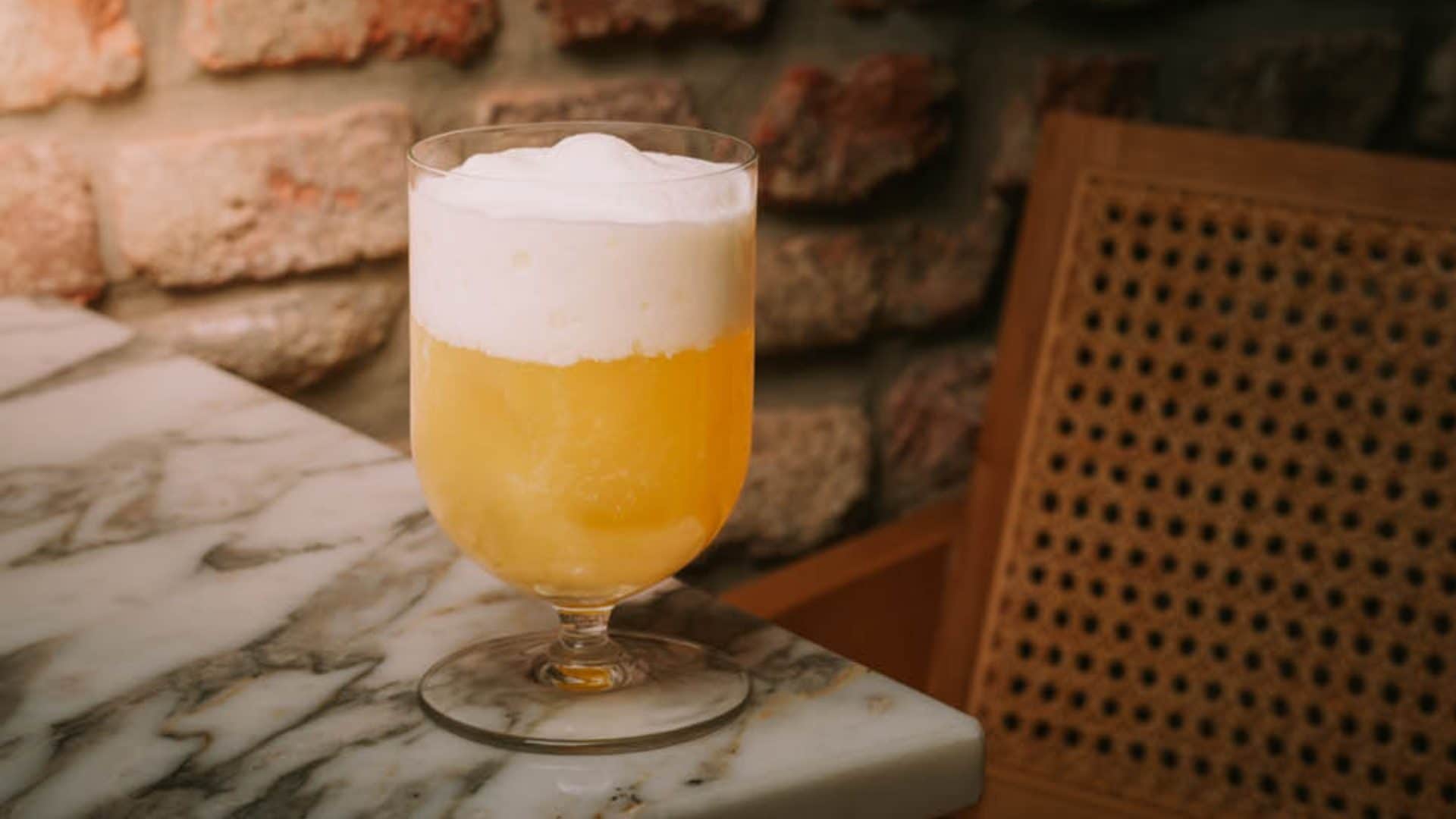 Niente più gin tonic, è il momento della Parmigiano Colada: il formaggio conquista il mondo dei drink