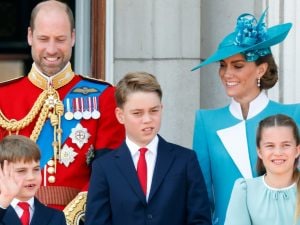 Charlotte e Louis potrebbero subire “l’effetto Harry”: la preoccupazione di William e Kate