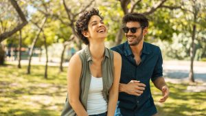 Quiet dating: frequentarsi senza sbandierarlo ad amici e social riduce lo stress