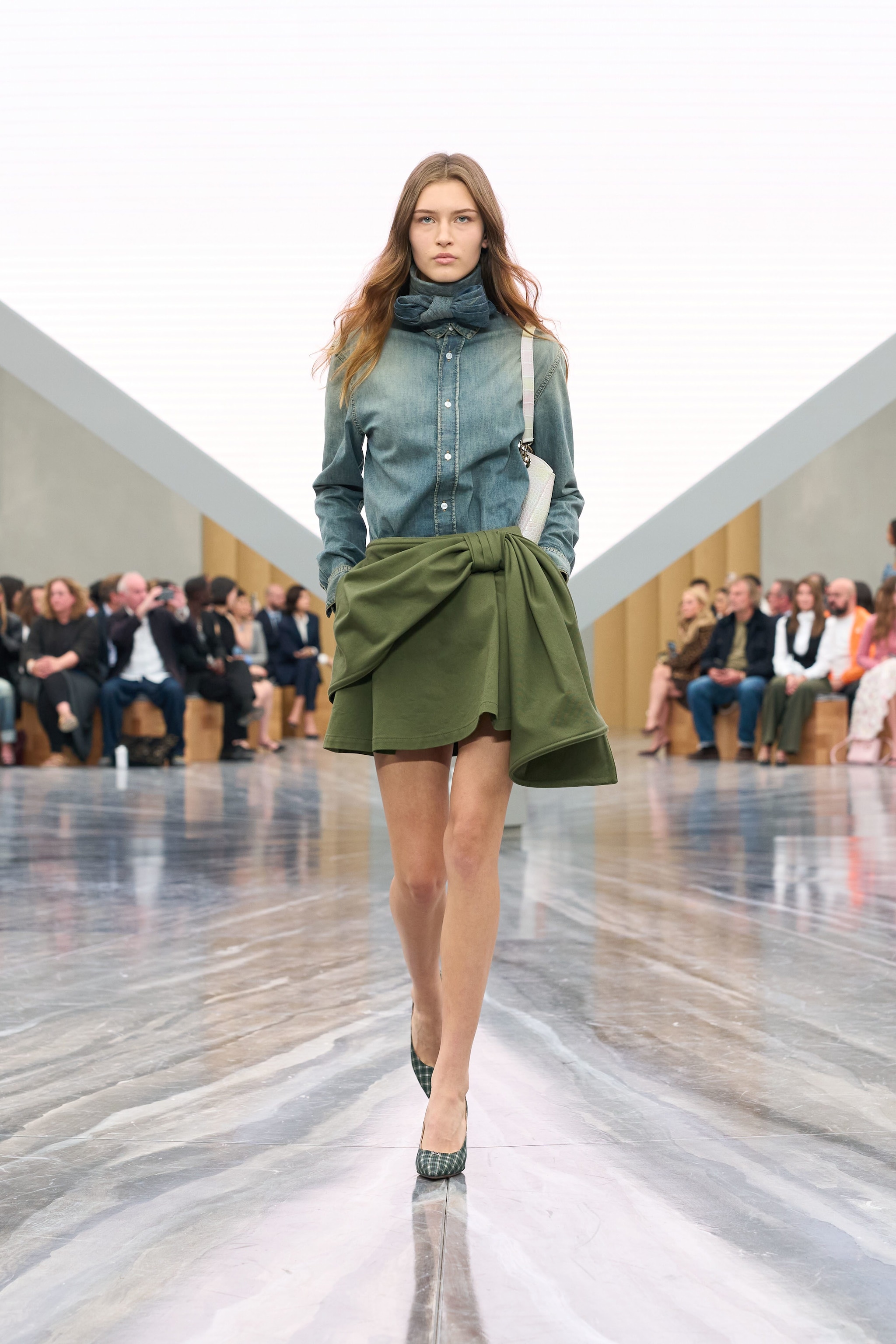 Un outfit dalla sfilata Primavera/Estate 2026 di Dior