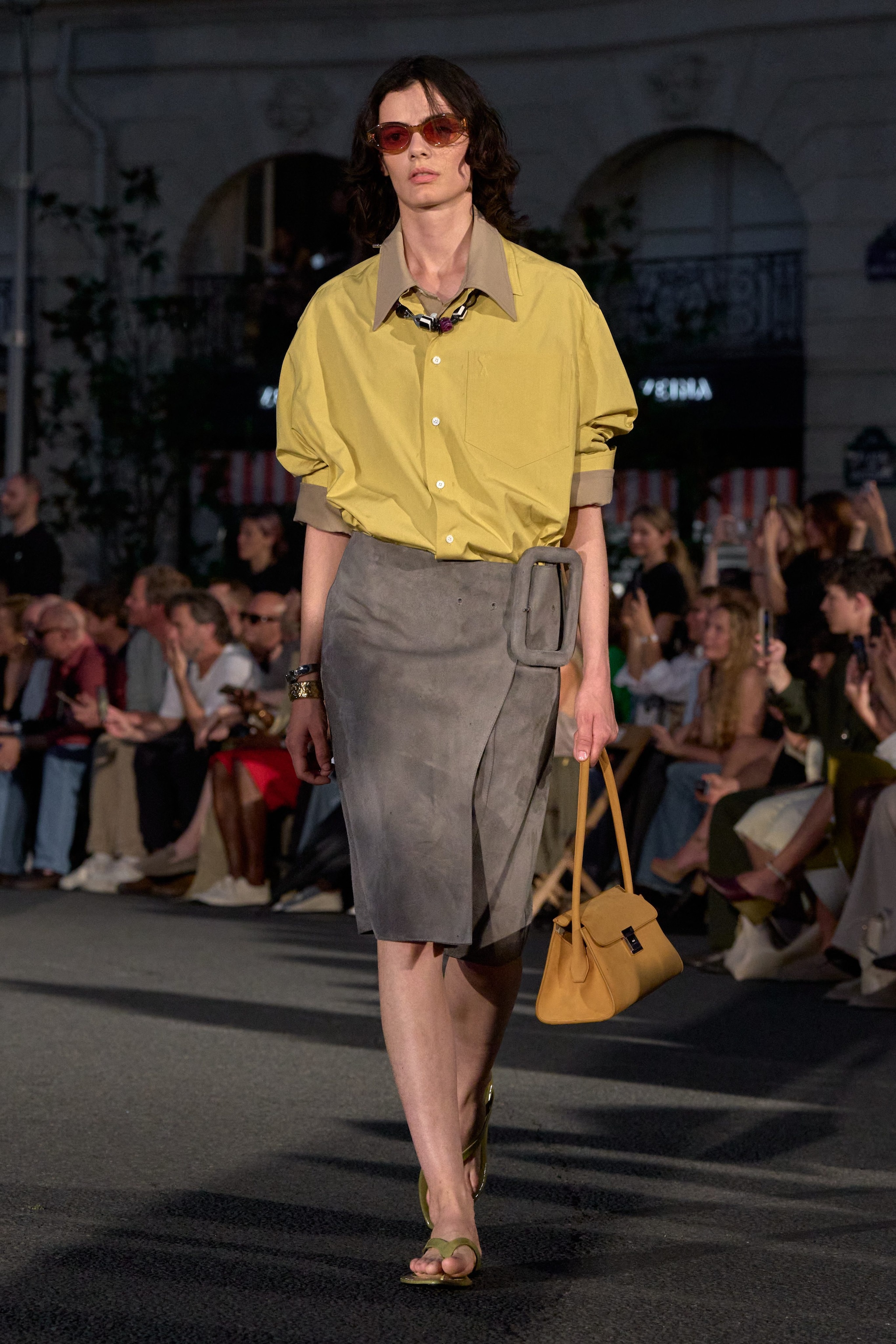 Camicia double nel look Ami Paris