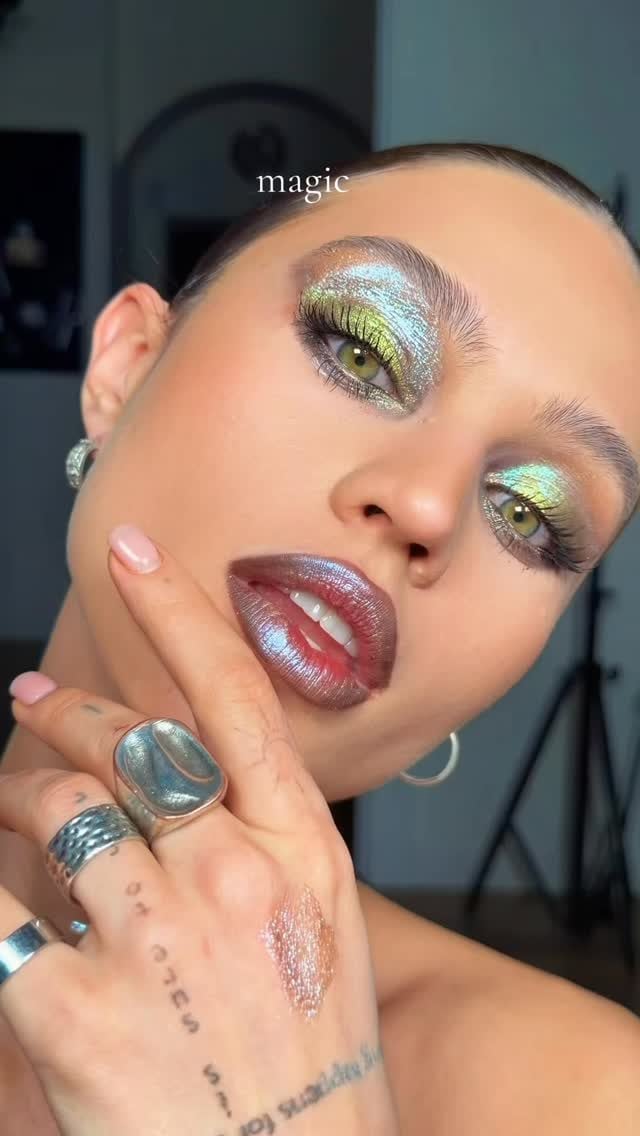 Instagram @leilabonyy