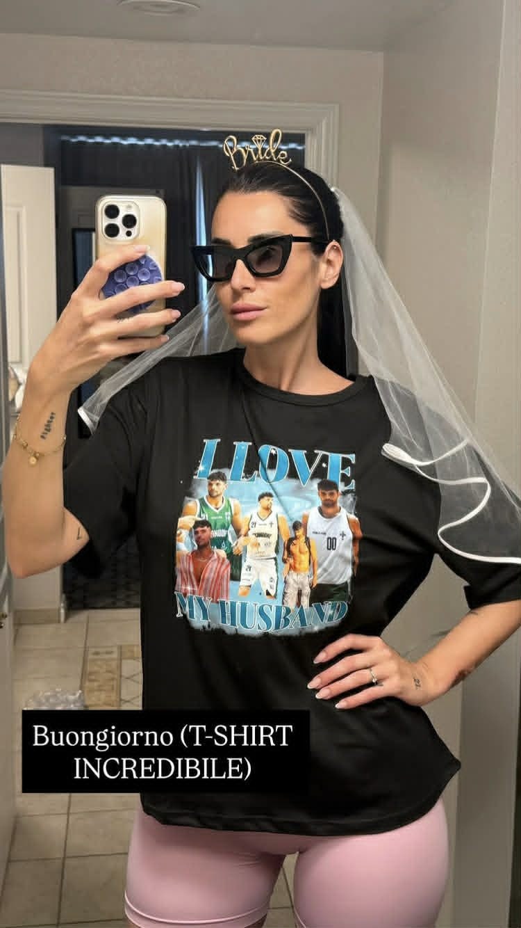 Il look da notte di Valentina Vignali