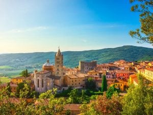 Borghi italiani tra memoria e futuro: la Presidente di Archeoclub: “Più servizi e conoscenza per fermare spopolamento”