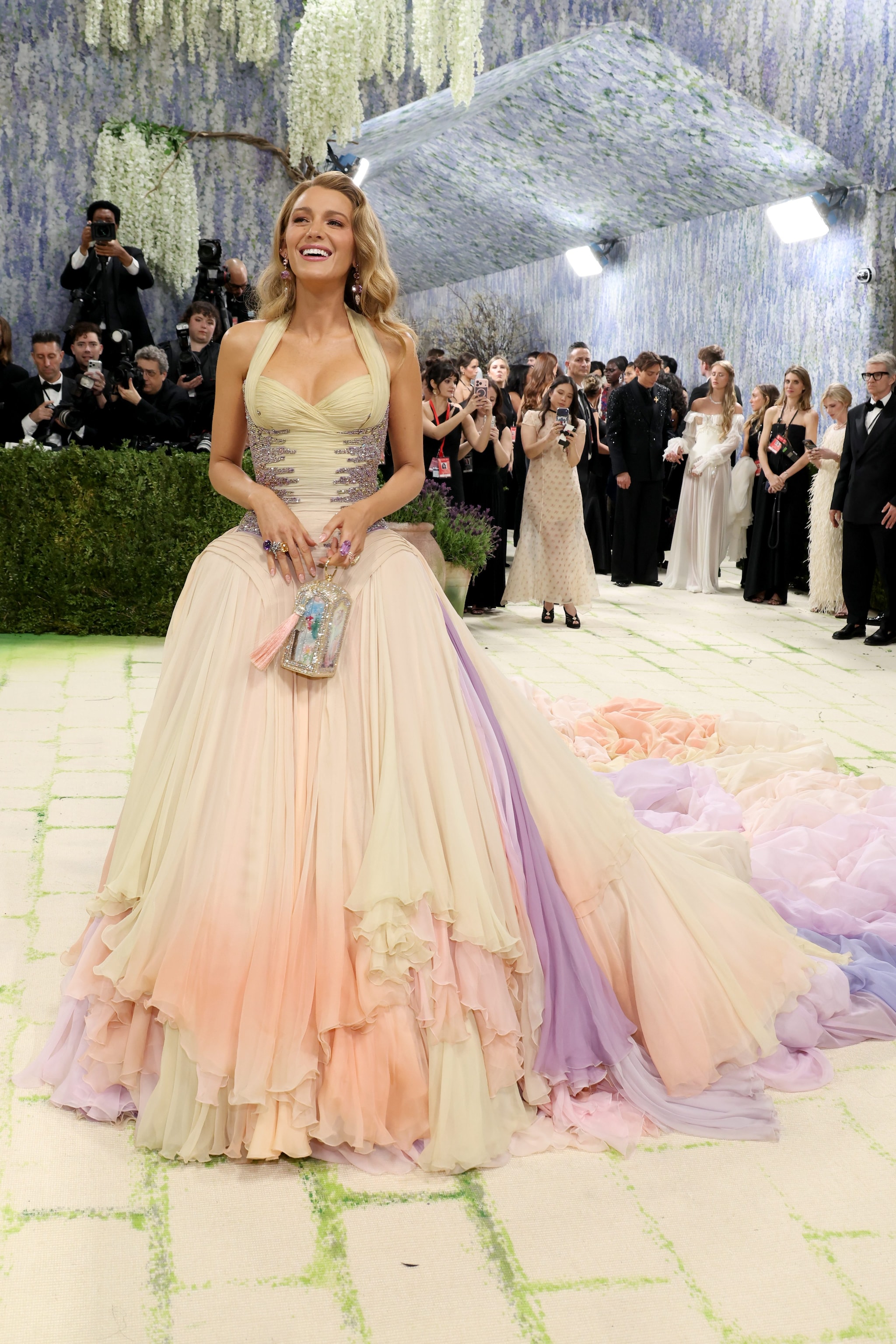 Blake lively in Versace