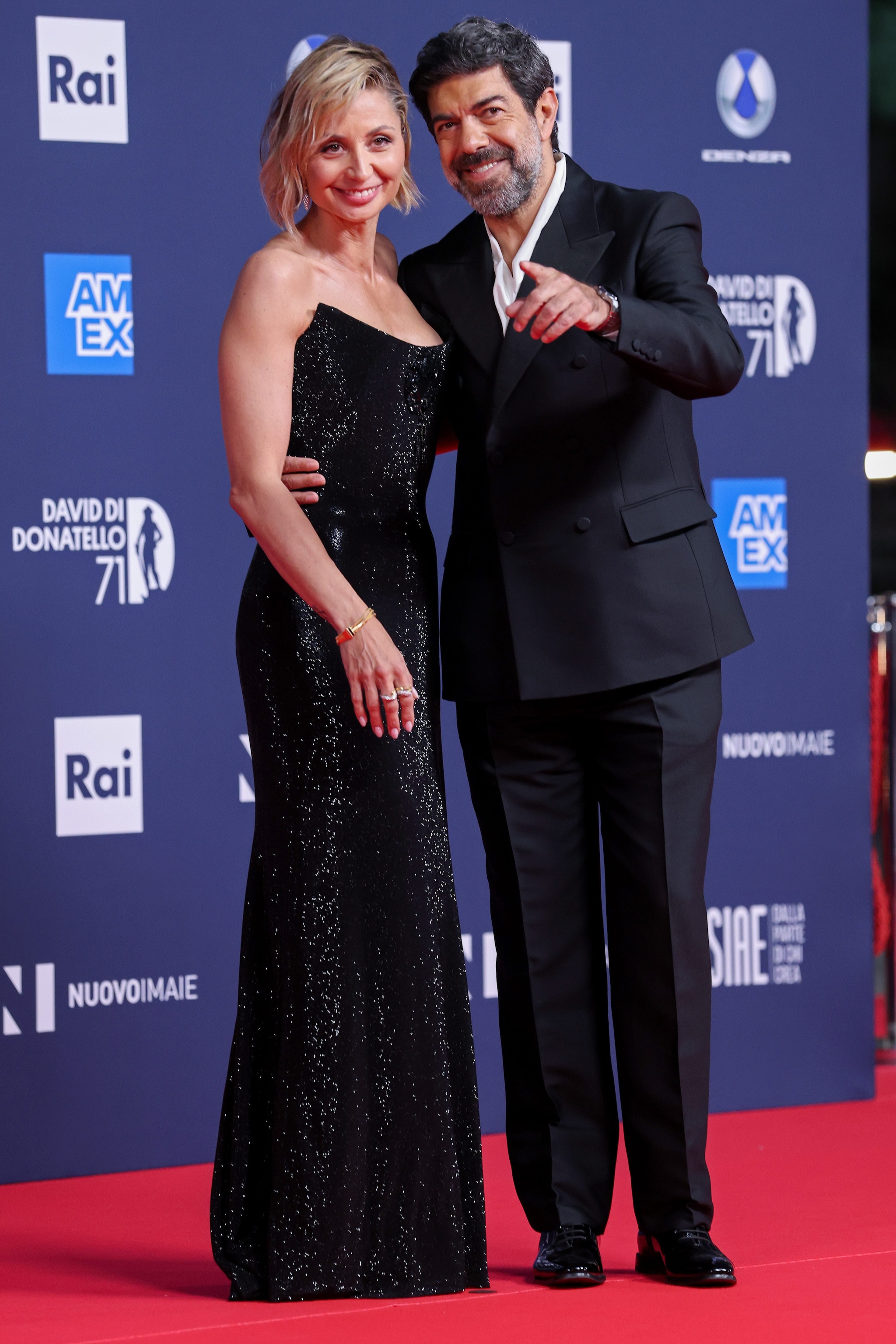 Anna Ferzetti in Armani Privé e Pierfrancesco Favino