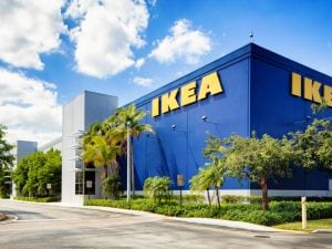 Ikea, a giugno ci si potrà sposare nei negozi con cerimonia ufficiale (ed economica)
