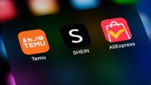 Shein fa causa a Temu: l'accusa è violazione di copyright, la piattaforma avrebbe copiato oltre 2000 foto