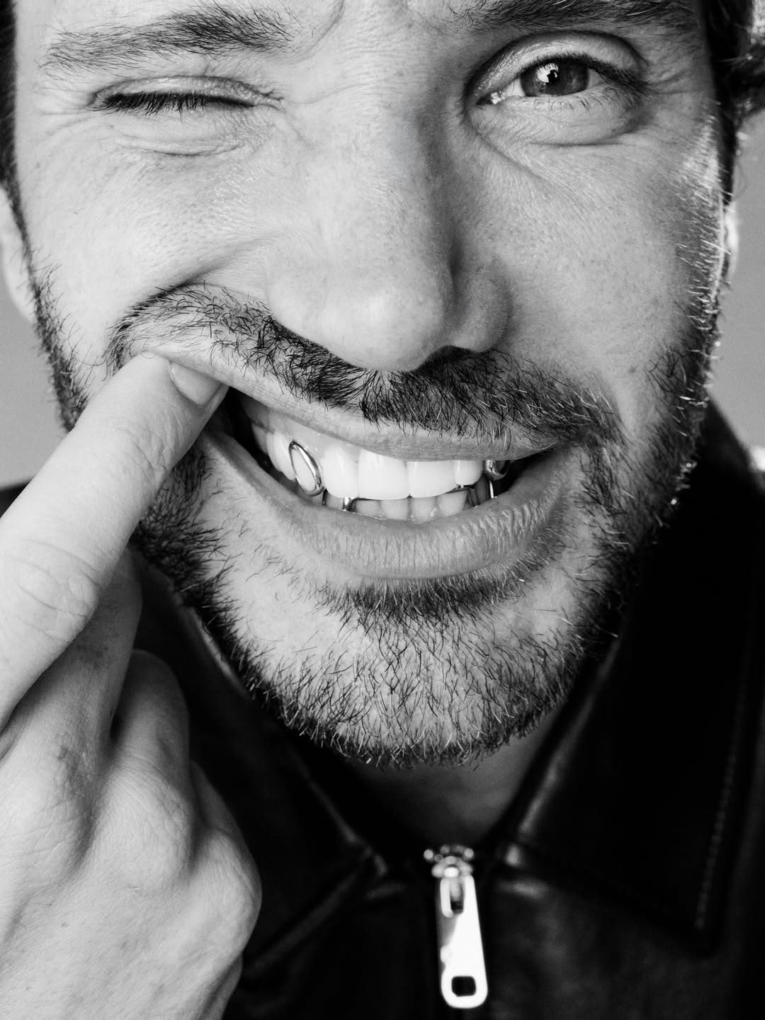 Stefano De Martino con i grillz, foto di Raffaele Marone