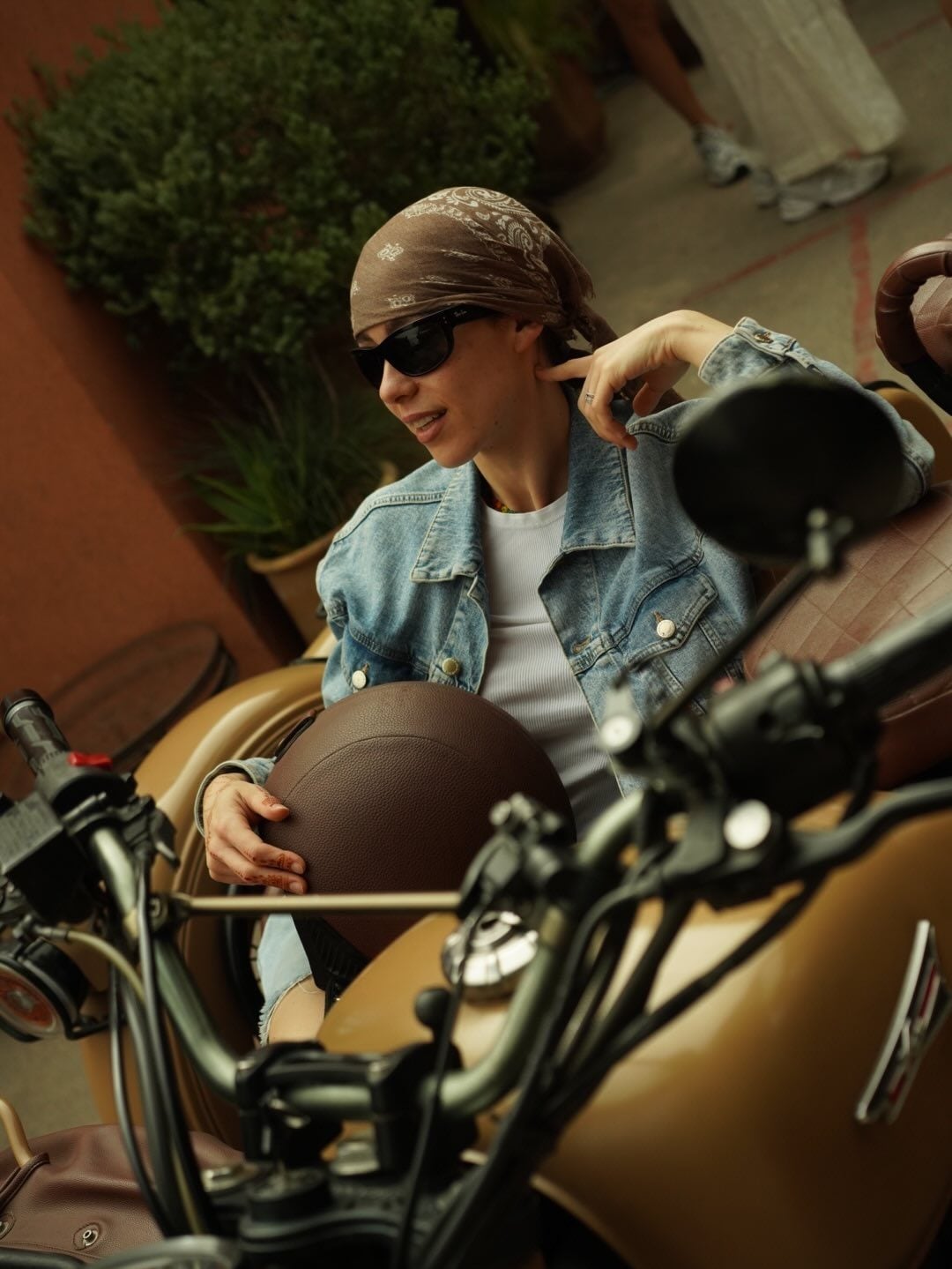 Il look di Aurora Ramazzotti per l’escursione
