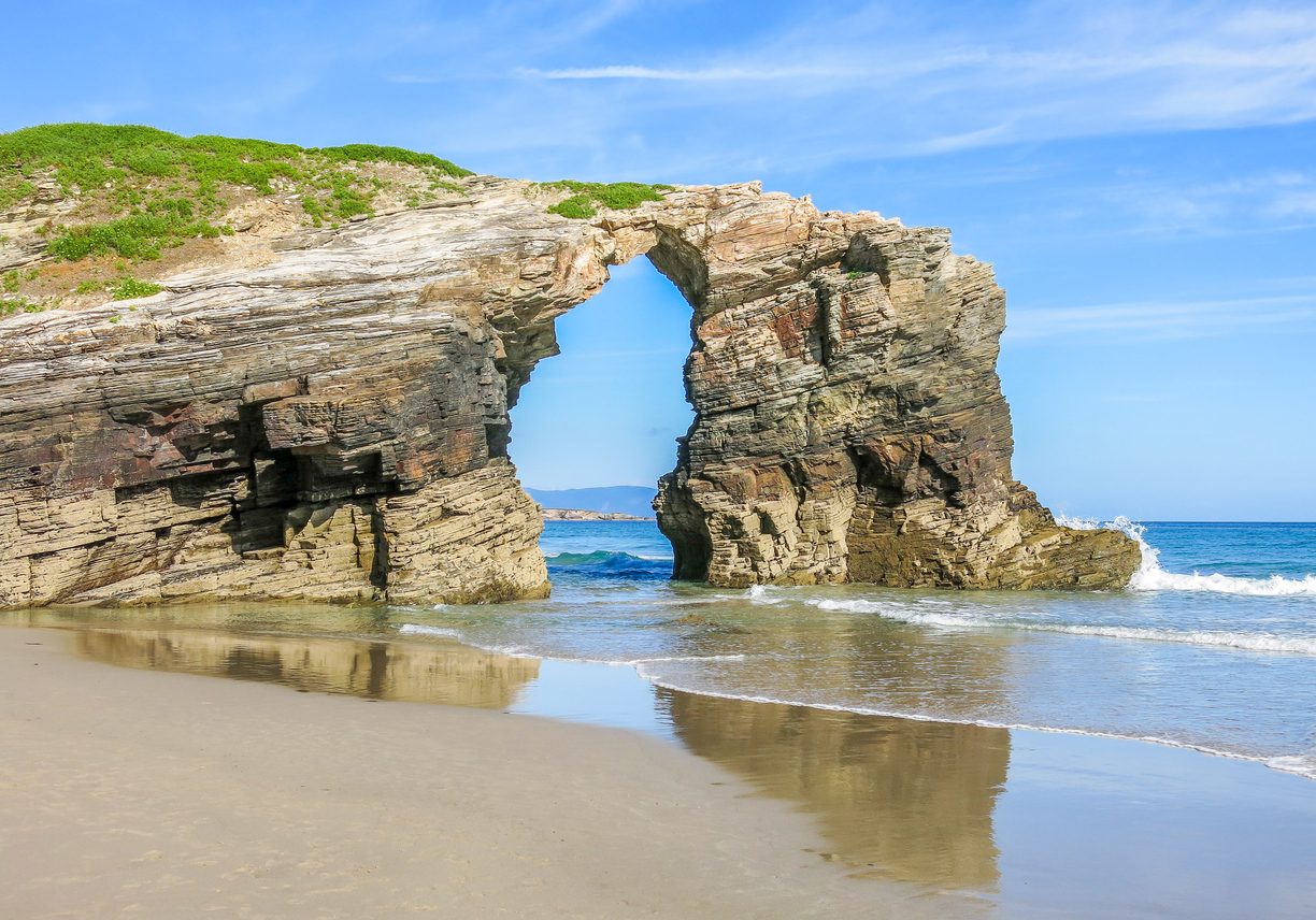 Praia das Catedrais