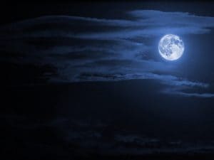 La Luna Blu illumina il cielo del 31 maggio, il fenomeno astronomico più atteso dell’anno: da dove vederla