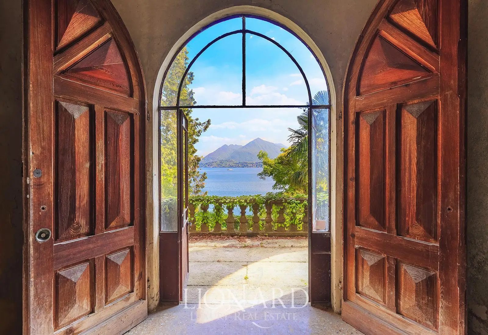 Lionard Luxury Real Estate