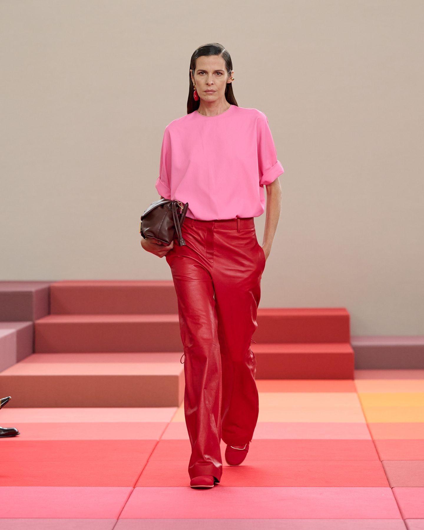 Un look dalla passerella Primavera/Estate 2026 di Fendi