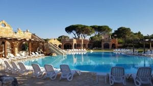 La tenuta di Al Bano Carrisi in Puglia: quanto costa i resort a Cellino San Marco