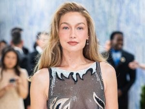 Come truccarsi per non sembrare truccate: la tendenza del “make-up no make-up”